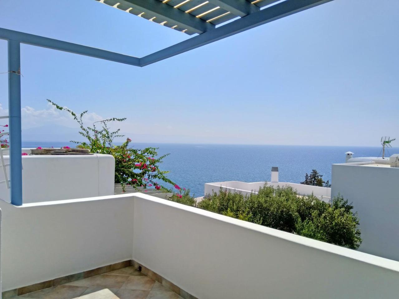 Villa Danae - Seaside Villa With Pool & Hot Tub بوسي لِفاذي المظهر الخارجي الصورة